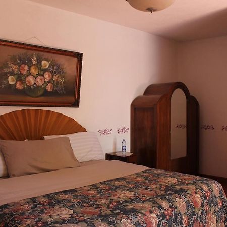 Hotel Posada Chamacuero Комонфорт Экстерьер фото